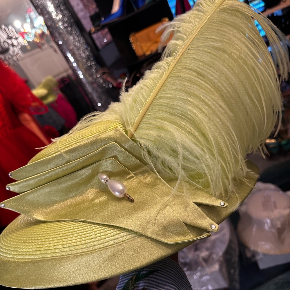 Elegant Feathered Women's Hat in Light Green